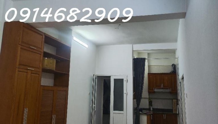 BÁN CĂN CHUNG CƯ PHỐ LÊ VĂN LƯƠNG 70M2, 2 NGỦ, FULL NỘI THẤT, CÓ SLOT GỬI Ô TÔ, HƠN 3 TỶ